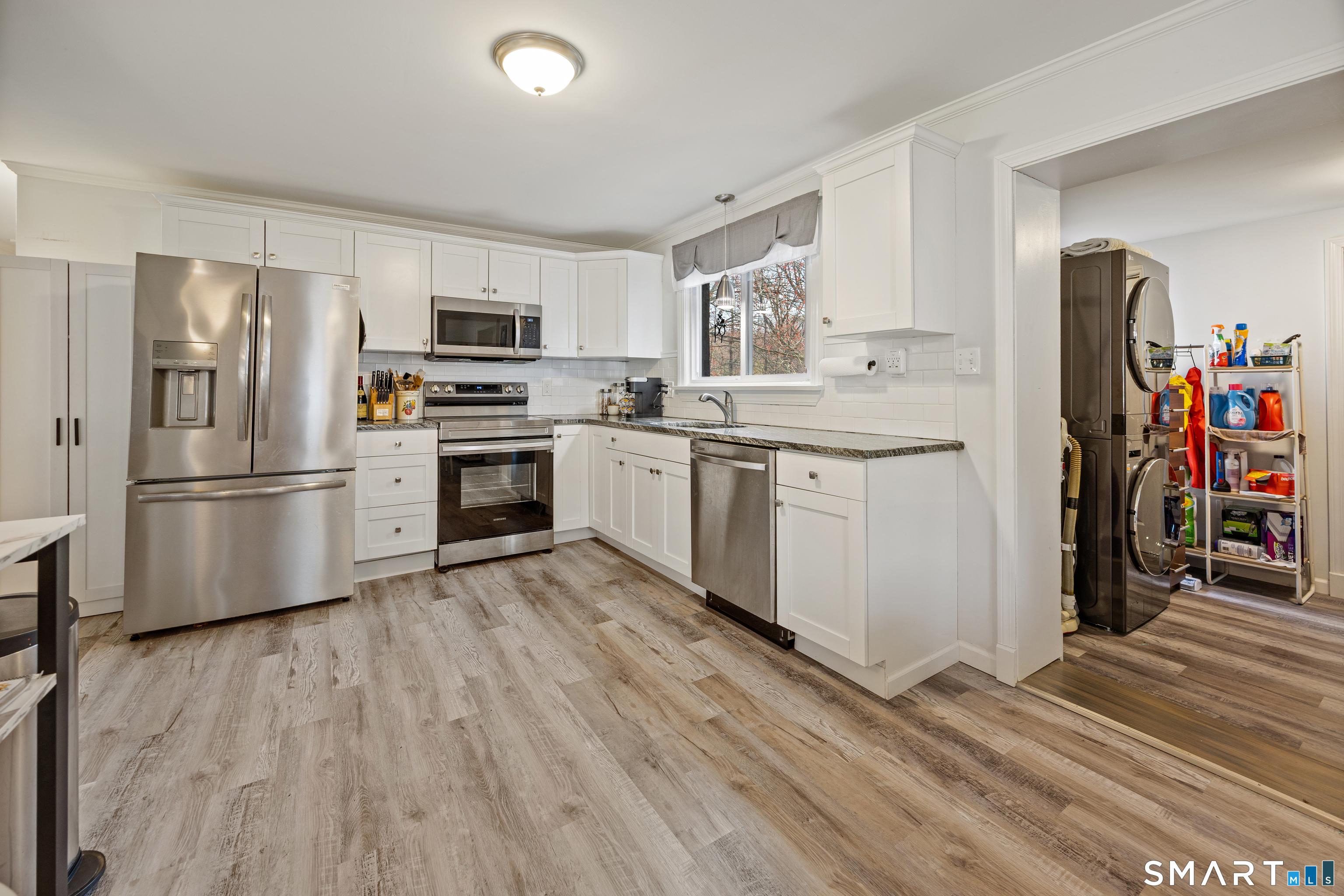 Image 4Kitchen