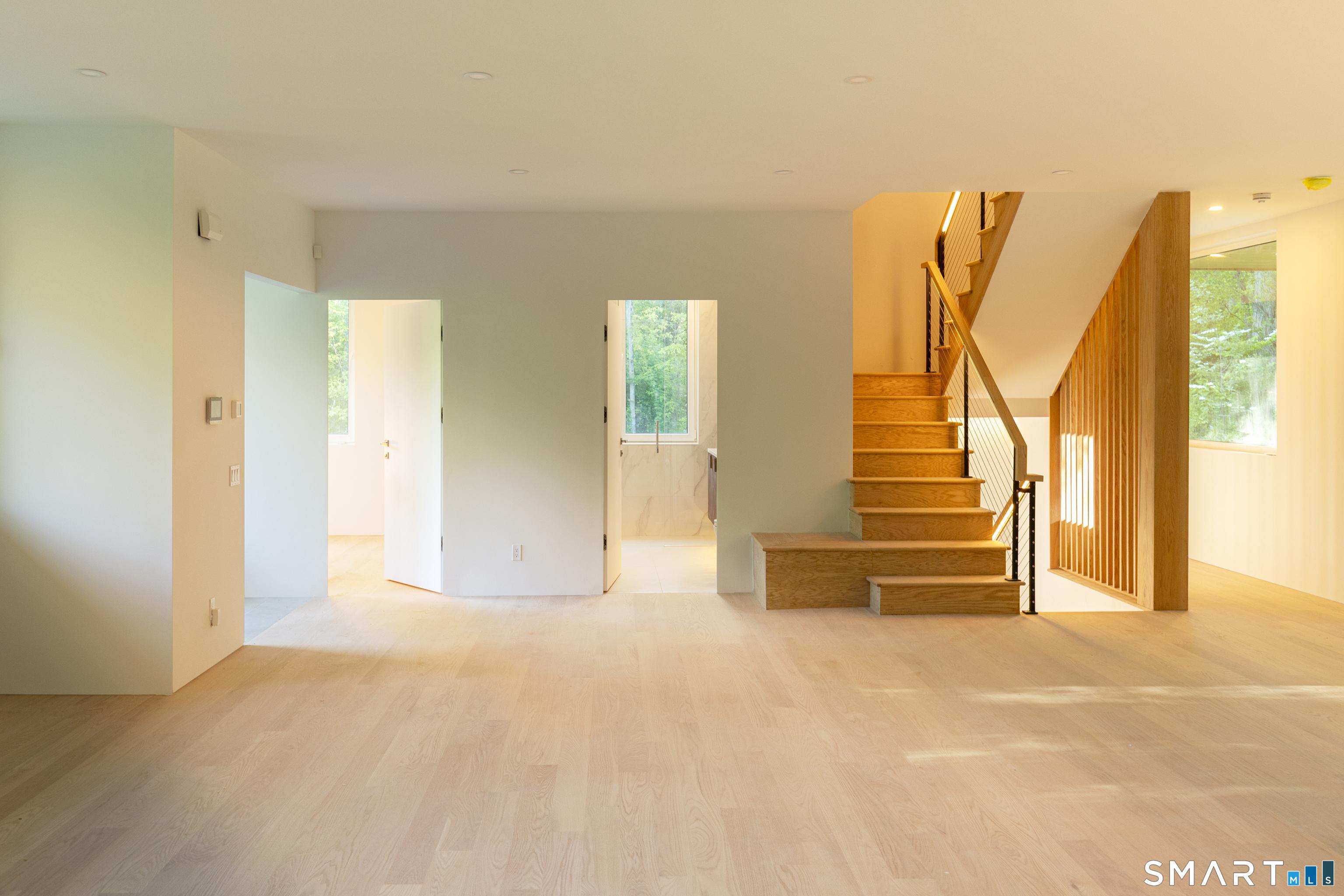 Image 4Living Room