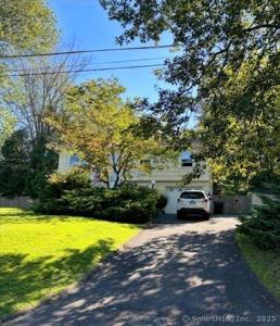 6 Ken Oaks Drive
