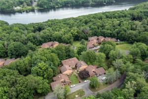 27 Hearthstone Drive