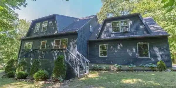 85 Davis Road
