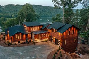 22/27 Cedar Lane