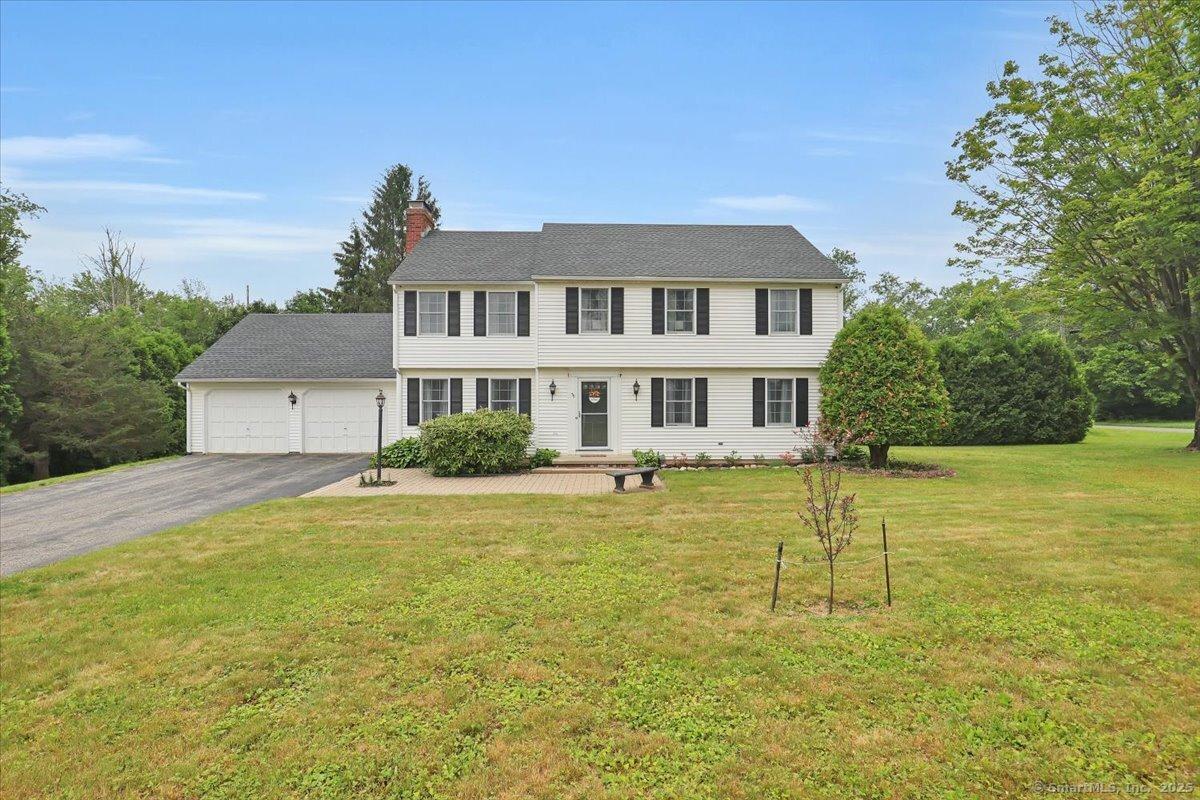 Image 1Front of House: Welcome Home!