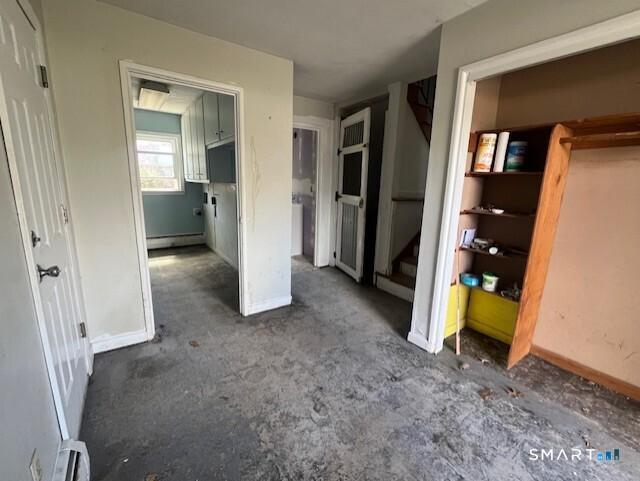 Image 4: Entry Breezeway