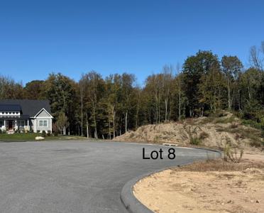 12 Laurelwood Lane