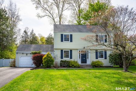 25 Meadow Farms Road