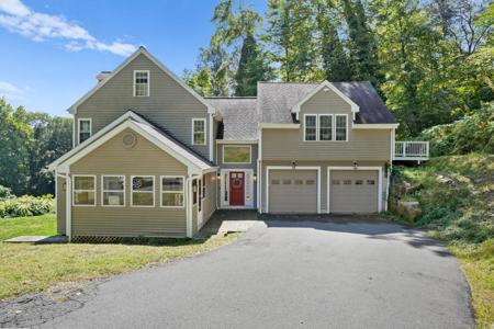 60 Pascoe Drive