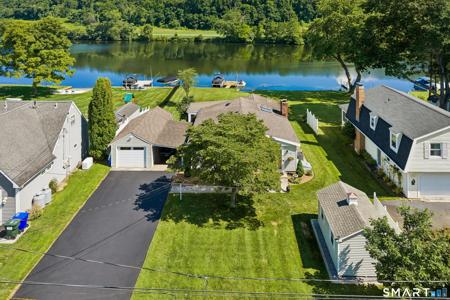 52 Housatonic Drive