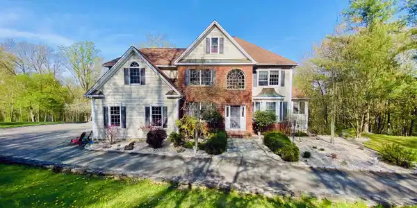 13 Society Hill Road