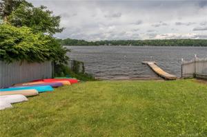 9 Willow Lane
