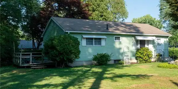 3 Lakeview Drive