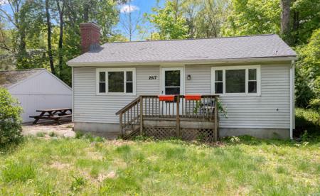 2517 Main Street