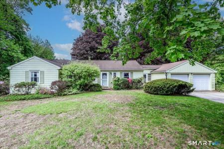 34 Valerie Lane