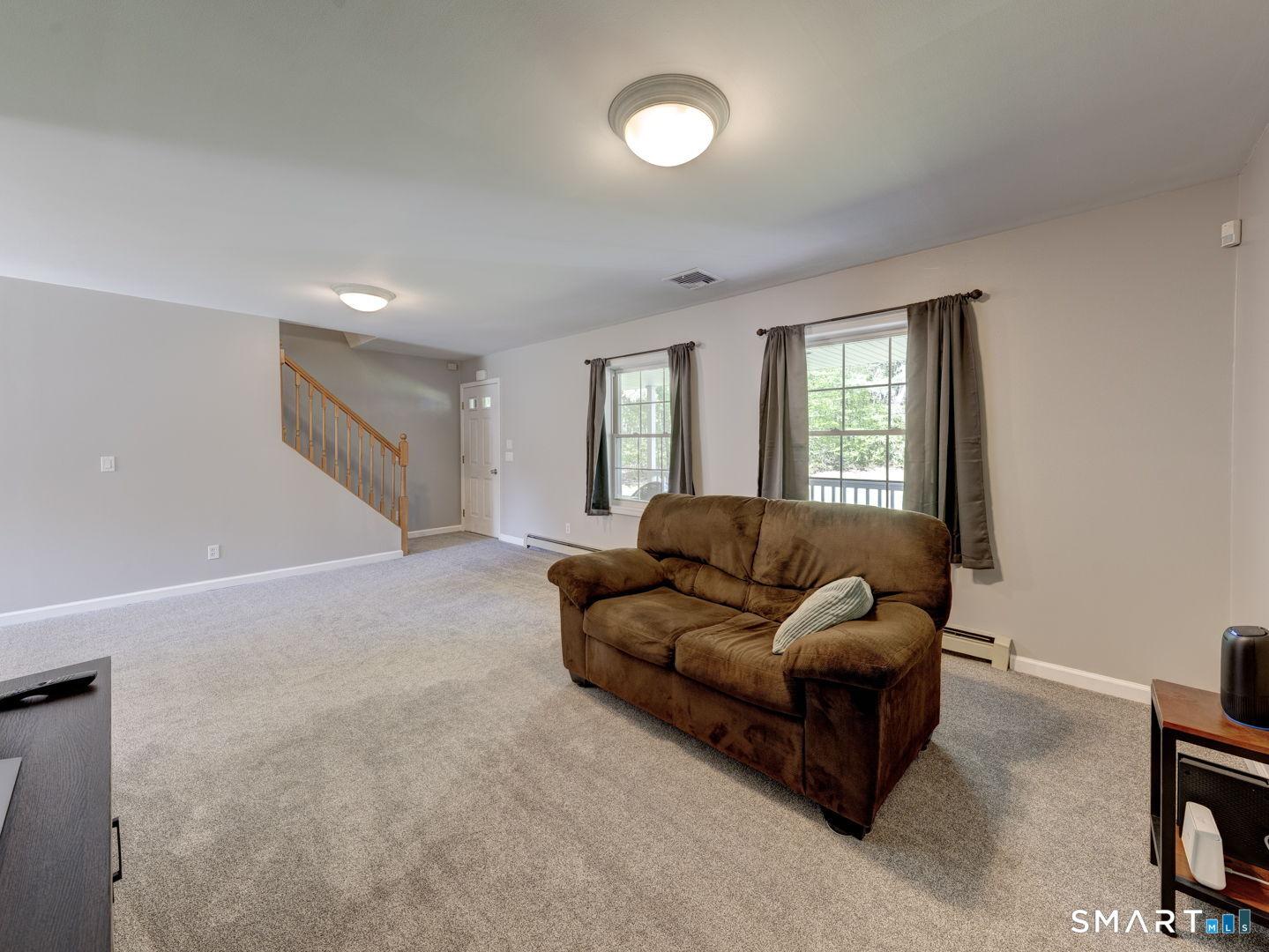 Image 4Living Room