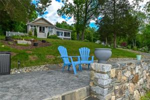 414 Lake Road