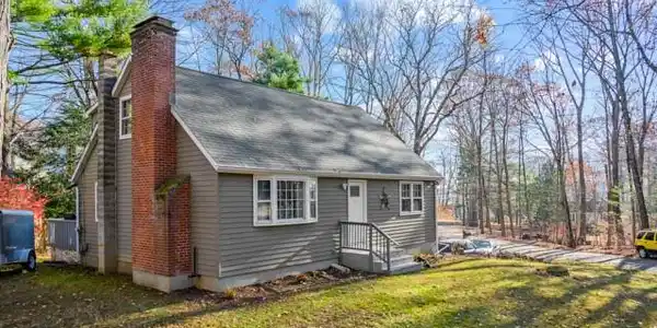 41 Circle Drive