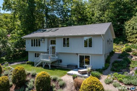 19 Hilldale Road