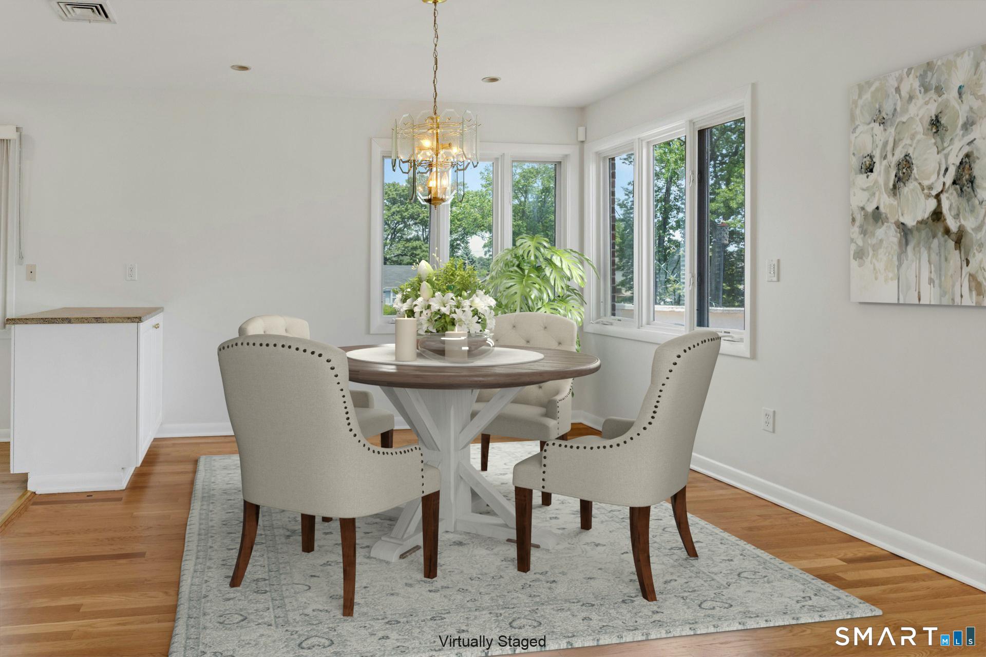 Image 4Dining Room