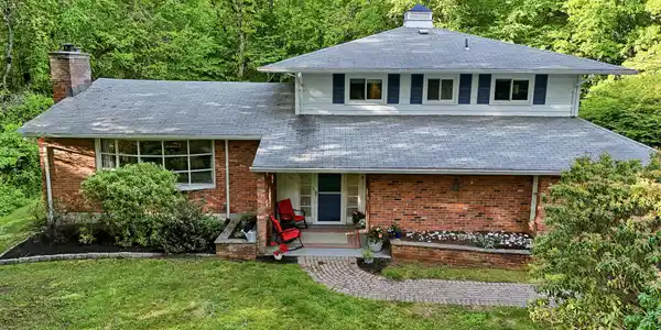 24 Jericho Drive