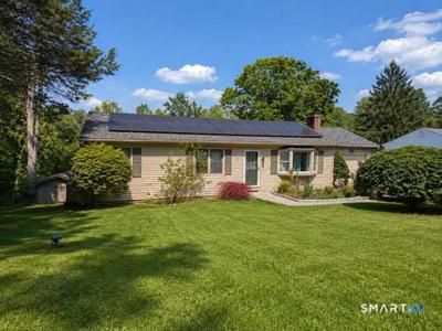 25 Dana Road