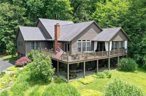115 East Hyerdale Drive