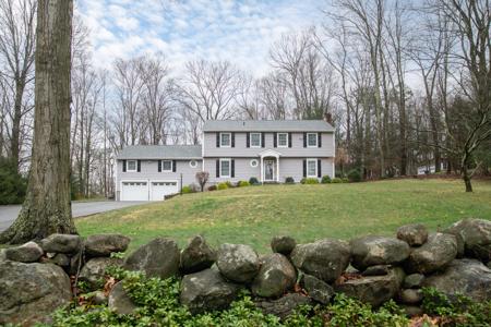 31 Carmen Hill Road