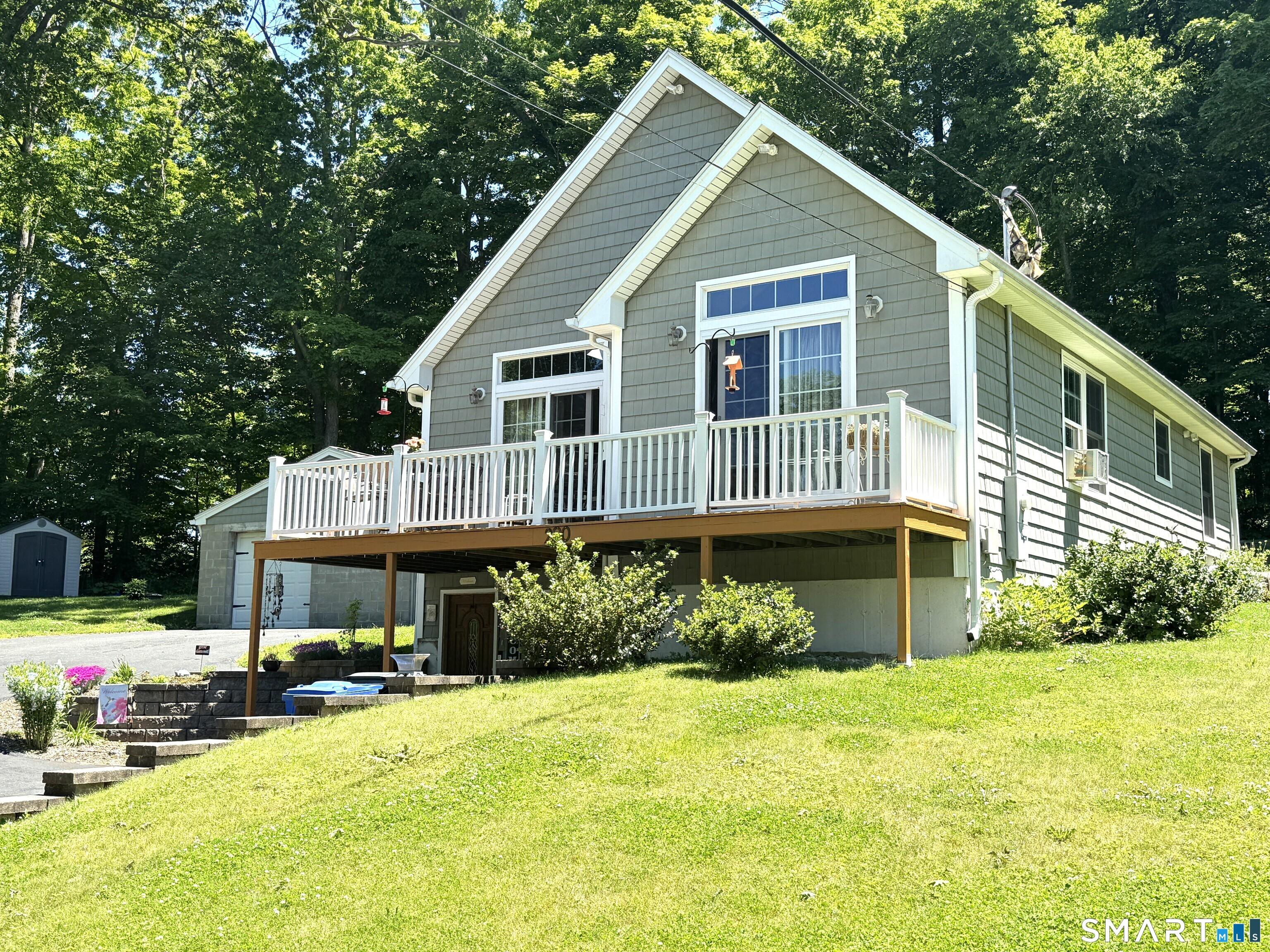 Image 1Front of House