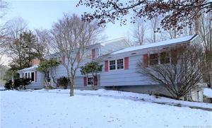 17 Warwick Drive