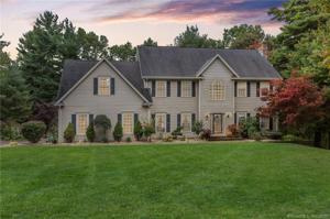 32 Crystal Ridge Drive