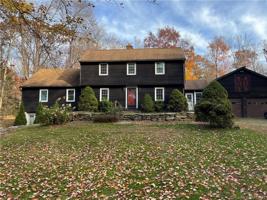 14 Lynwood Drive
