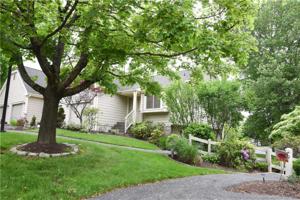 12 Boulevard Drive