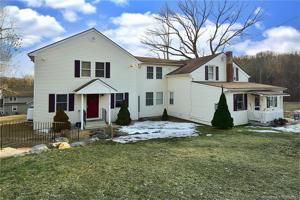 10 Cedar Street