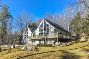 15 East Hyerdale Drive