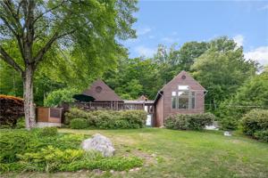 403 West Wakefield Boulevard