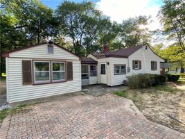 14 Barry Road