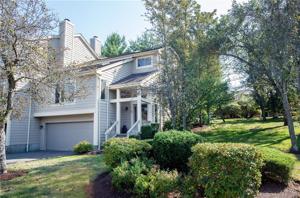 12 Boulevard Drive