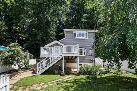 44 Lavelle Avenue