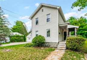 4 Hurlbut Street