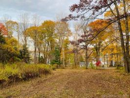 32 Bantam Lake Heights