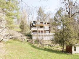 37 Holiday Point Road