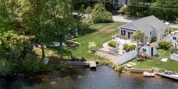 131 Lakeview Drive