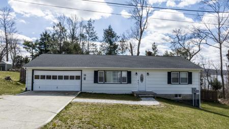 16 Mist Hill Drive