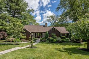 8 Chimney Point Road