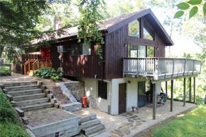 143 Lakeview Terrace