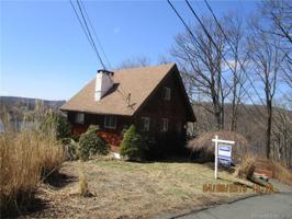 6 Waterview Drive