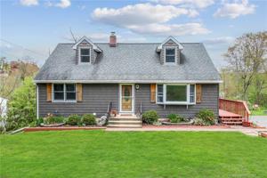 9 Laurel Drive