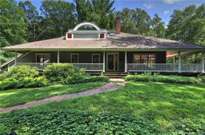 74 Taunton Lake Road