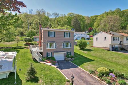 217 Lake Plymouth Boulevard