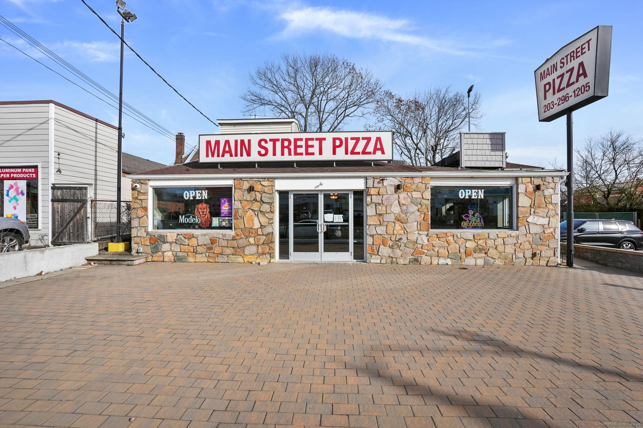 Image 1Front of Structure