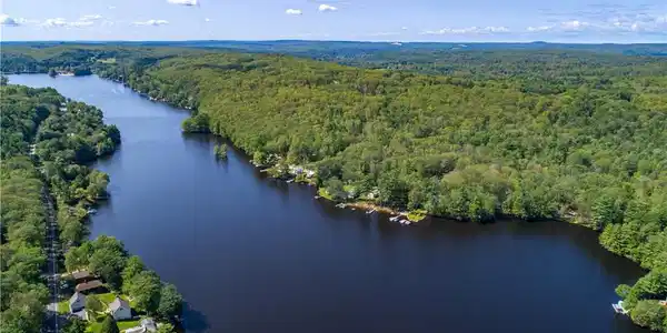13 RESERVOIR Drive